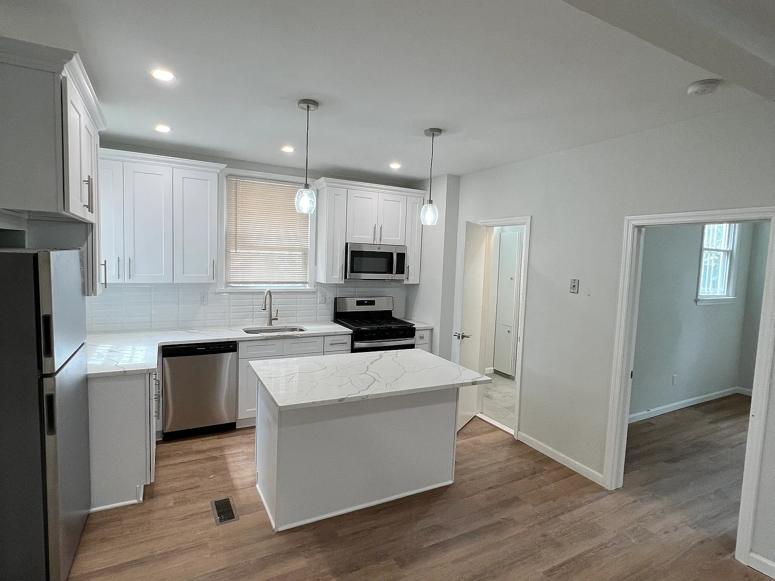 2 bed, $2,100 — Photo 1
