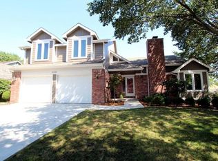 4136 Wimbledon Dr, Lawrence, KS 66047