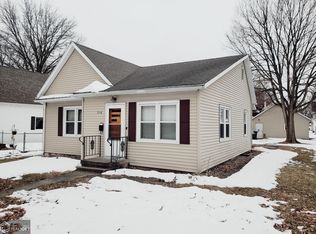 314 Summer St, West Burlington, IA 52655