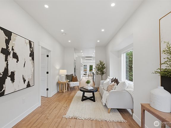 2nd image of 2623 SW Yancy Street