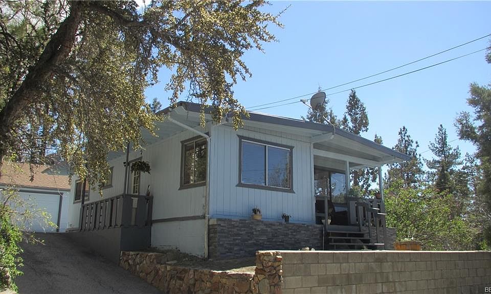 1st image of 112 E Fairway Blvd