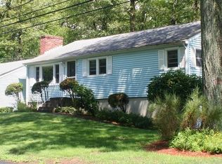 44 Carousel Dr, Millbury, MA 01527