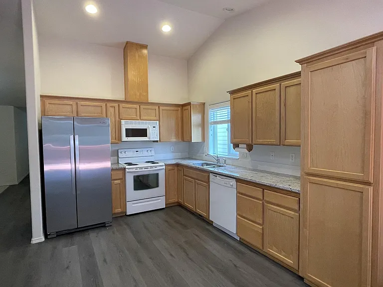 5255 Mac St SE — Photo 4