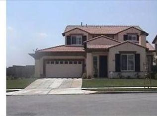 11424 Deerfield Dr, Yucaipa, CA 92399