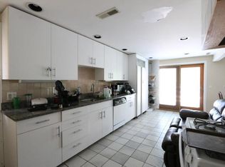 82 North St, Somerville, MA 02144