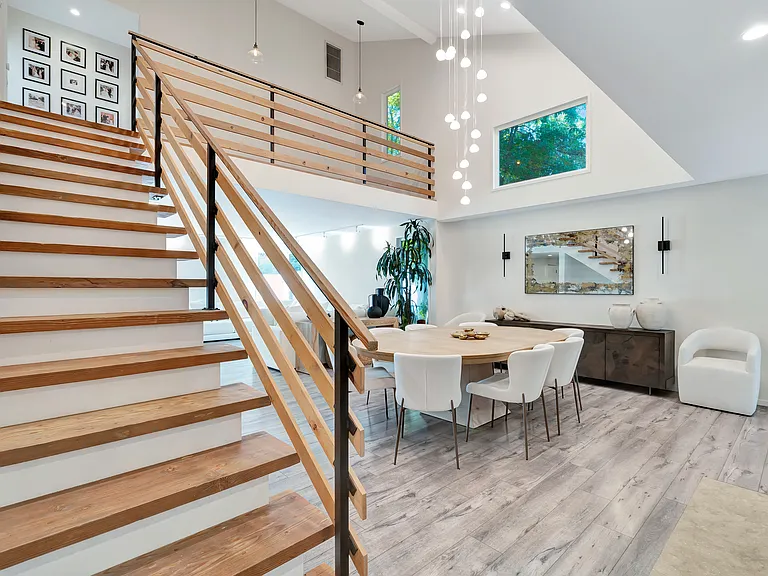 4974 Canoga Ave — Photo 20