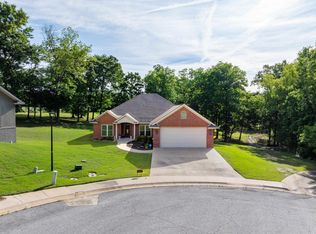 17 Valley View Dr, Batesville, AR 72501
