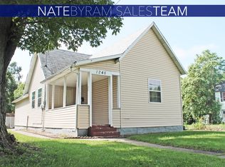 1246 Cleveland Ave, Danville, IL 61832
