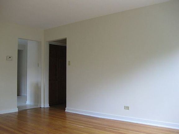 4th image of 8950 Lamon Ave #2S