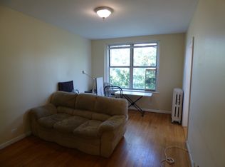 2440 29th St, Astoria, NY 11102