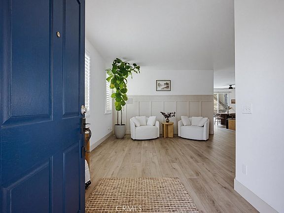 3rd image of 34027 Abbey Rd