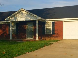 21752 Romine Rd, Athens, AL 35614