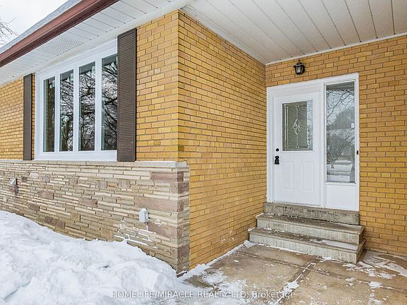 2nd image of 36 McLaughlin Rd N