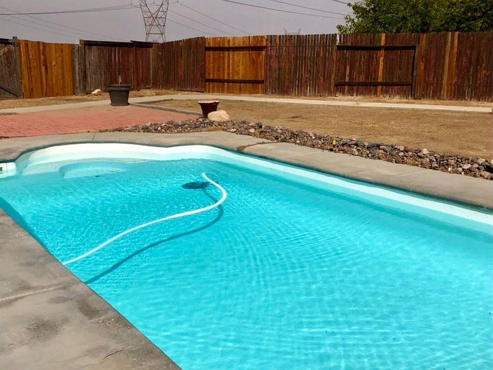 1st image of 13634 Monterey Ct