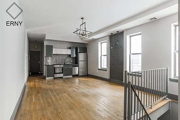 Rented by ERNY LLC | media 2