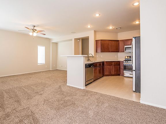 4th image of 1240 Maple Pines Ave