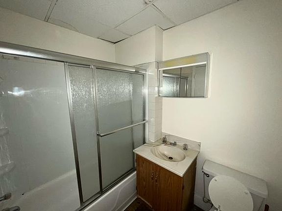 4th image of 611 20th St APT 609-6