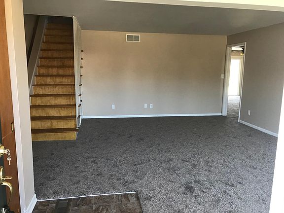 Living room (from front door)