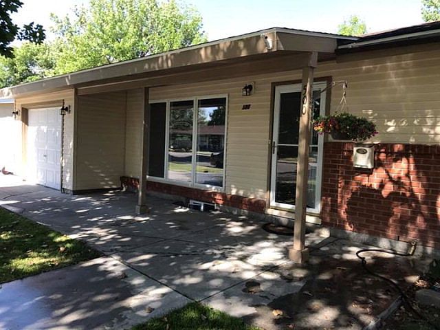 1st image of 500 Davidson Dr