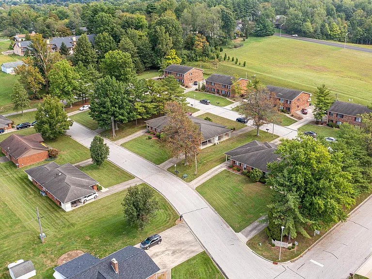 541 Circle Pine Dr — Photo 18