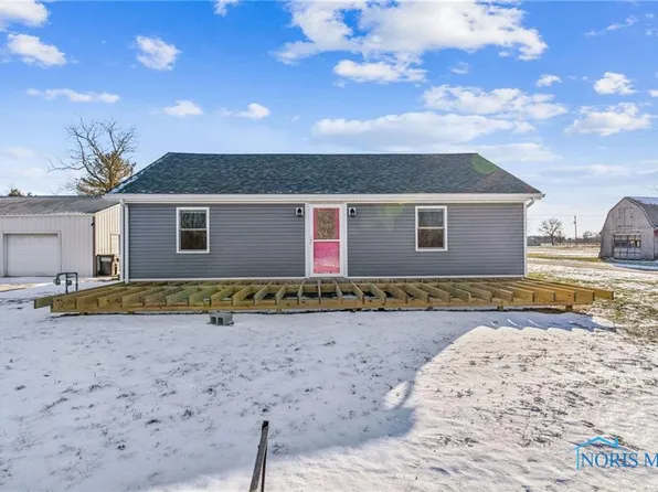 208 Gibson St, North Baltimore, OH 45872