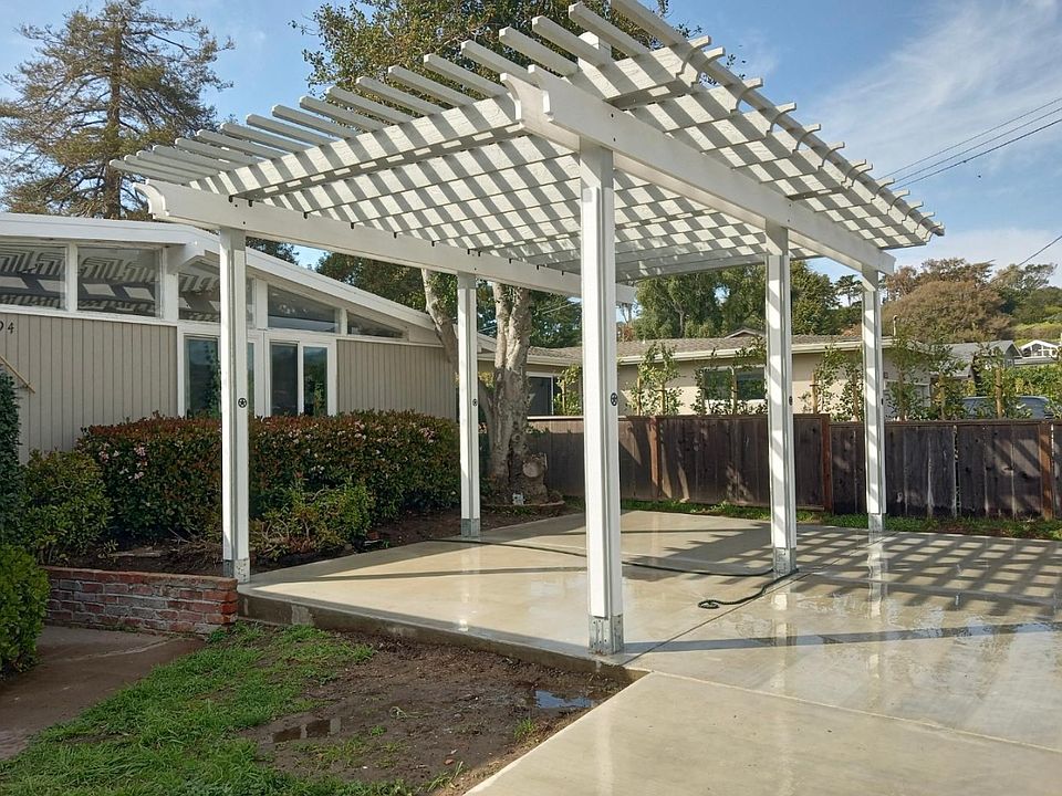 1st image of 26494 Oliver Rd