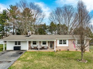 2409 Circleview Dr, Johnson City, TN 37604