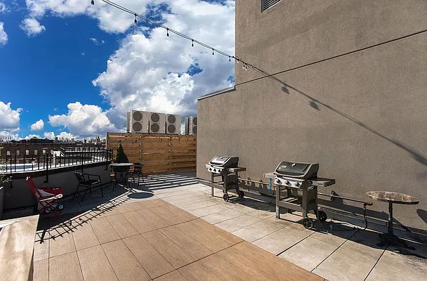 Rented by Mishkan Group | media 10