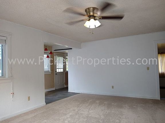 5th image of 1306 Poindexter Ave