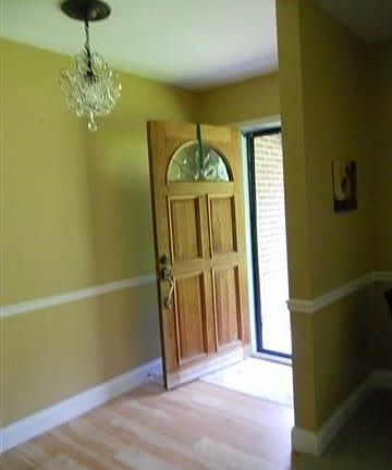 2nd image of 2209 Beechwood Dr