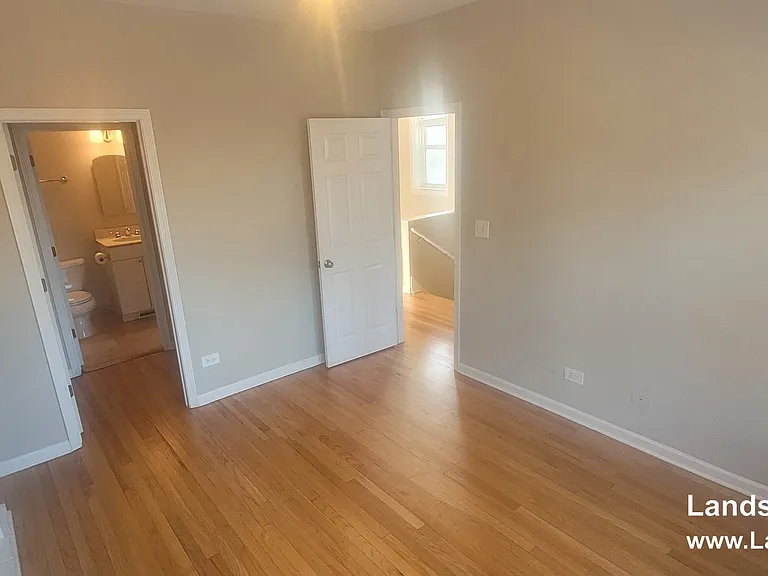 3745 W Argyle St #1 — Photo 11
