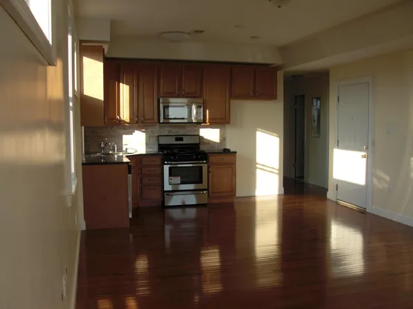 1163 70th St Floor 3, North Bergen, NJ 07047