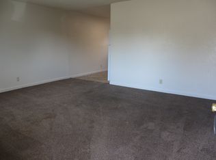 2779 Reservoir Ln, Redding, CA 96002