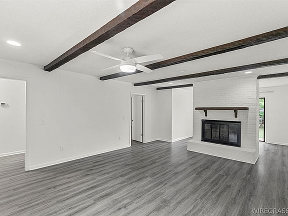 4th image of 119 Foxhill Dr