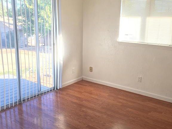 4th image of 3955 Coeur D Alene Ave