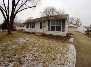 1658 Hyperion Dr, Waterloo, IA 50703