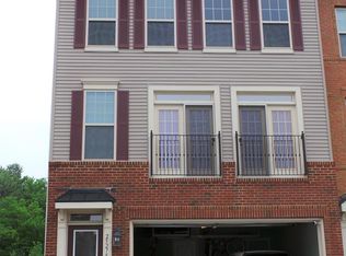25278 Arrowroot Ter, Chantilly, VA 20152