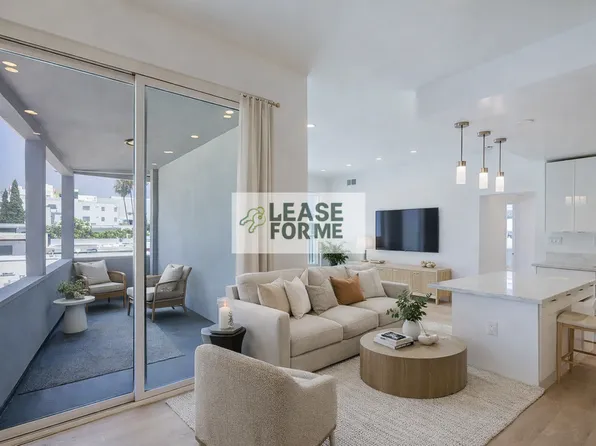 449 S Le Doux Rd, Los Angeles, CA