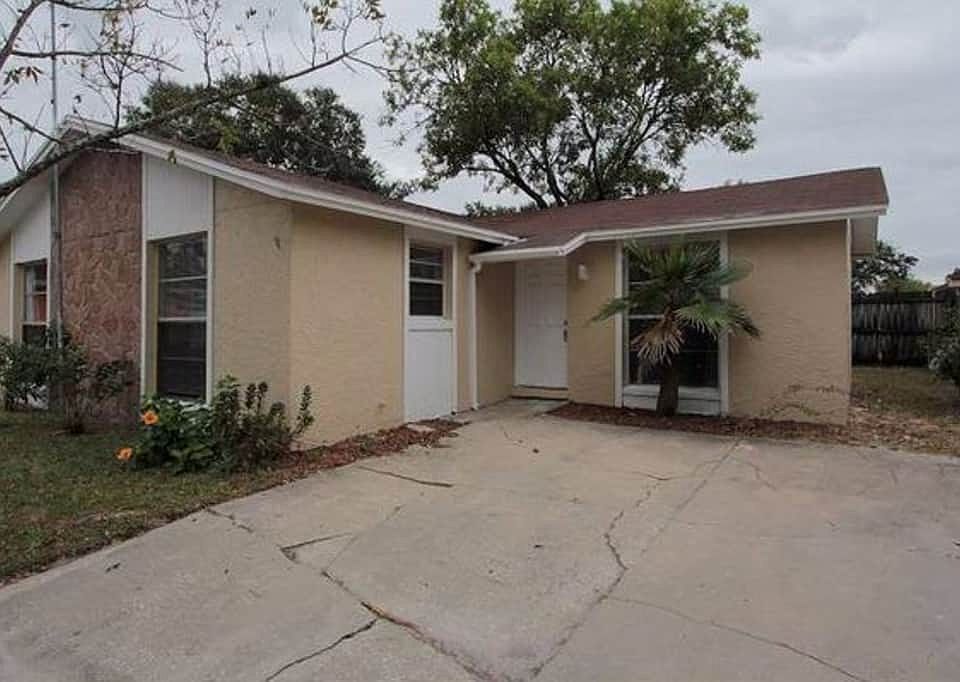 1st image of 6404 Derby Ct