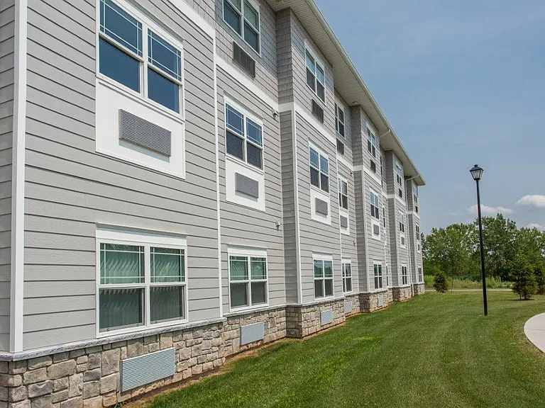 Villa Capri Apartment Homes — Photo 30