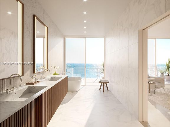 4th image of 1380 S Ocean Blvd #401