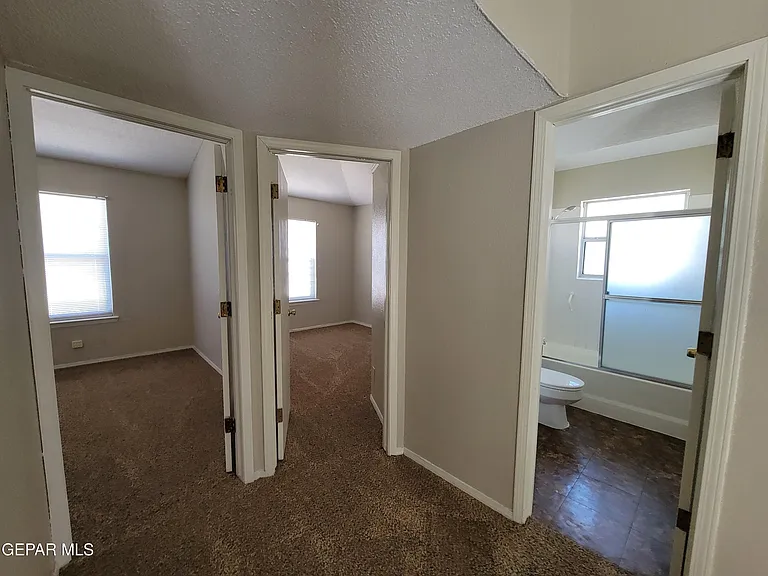 3200 Mountain Ridge Dr — Photo 26
