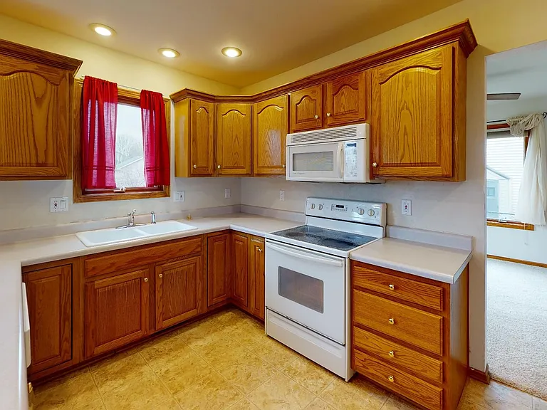 5217 Nevada Cir — Photo 2