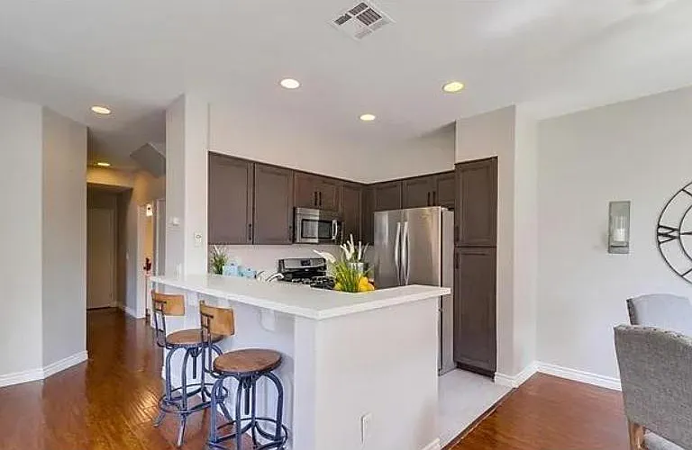 5444 Mandarin Cv — Photo 8