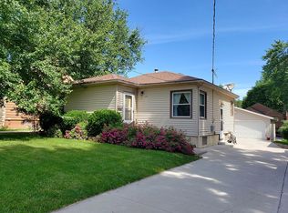 1305 Broad St, Des Moines, IA 50315