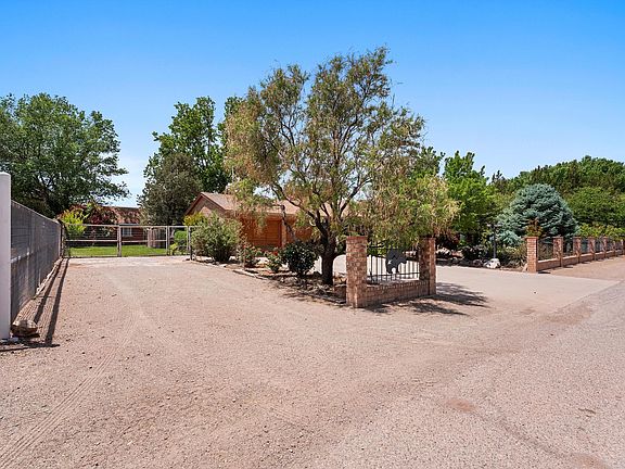 4th image of 535 La Plata Dr