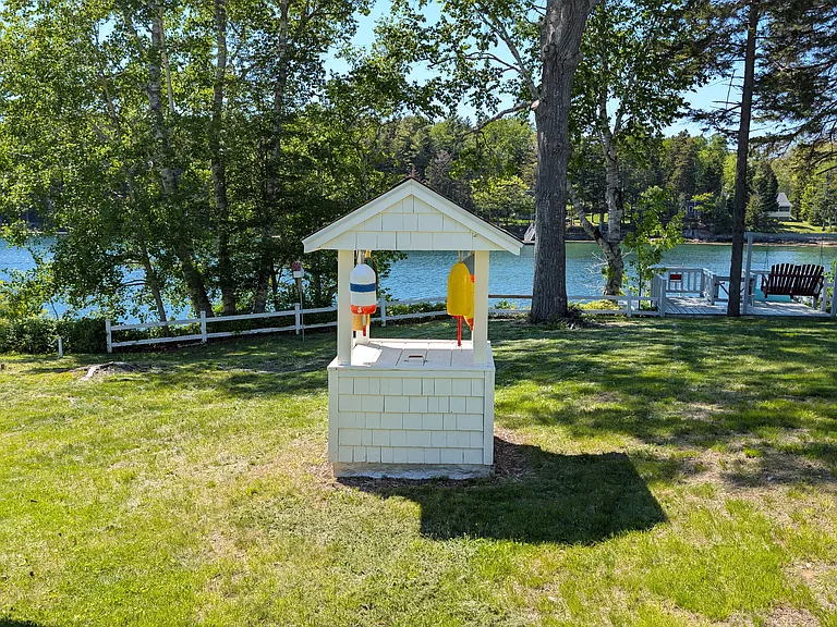 61 Tide Mill Cove Rd — Photo 14