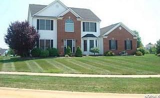 1st image of 30 Kingston Dr