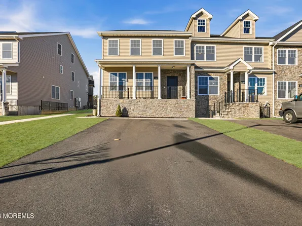 18 Yehuda Way, Lakewood, NJ 08701