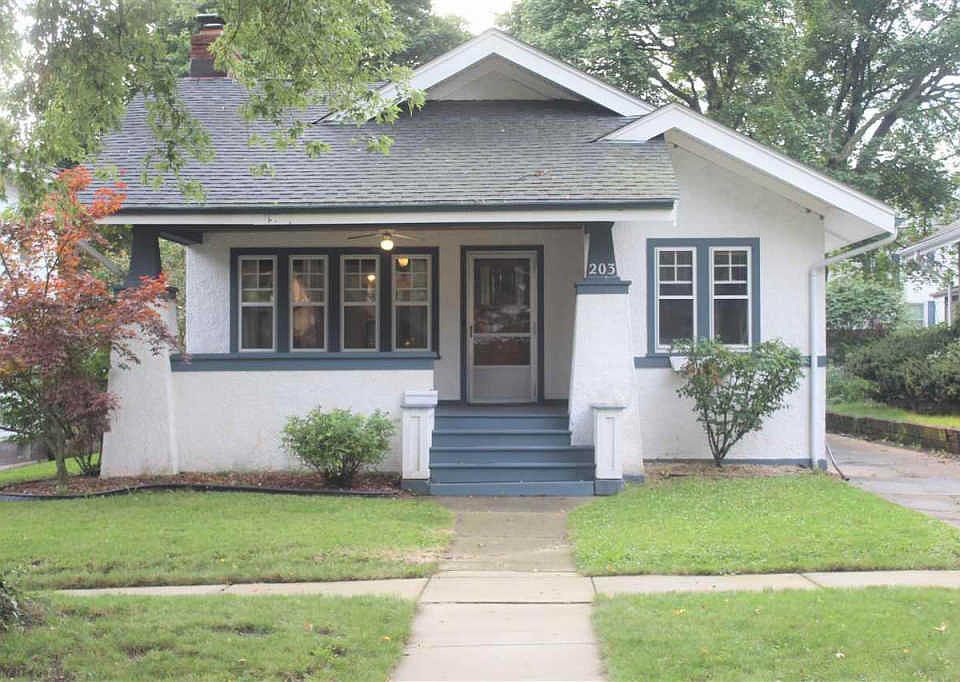 1st image of 203 S London Ave